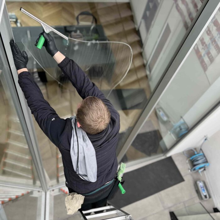 Industriereinigung Berlin Fensterputzer